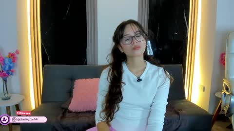 Snapshot of cherryblossom18_ chatting on 05-06-26, 08:25 Cherry online show from 05-06-26, 08:25