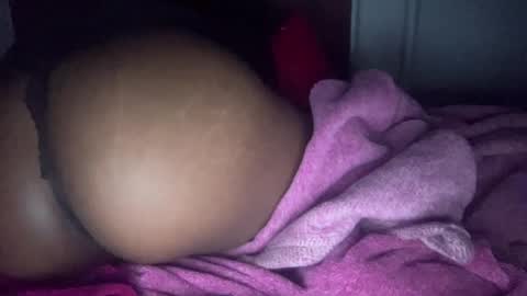 Snapshot of cherryblossom444 chatting on 06-11-26, 12:32 cherryb online show from 06-11-26, 12:32