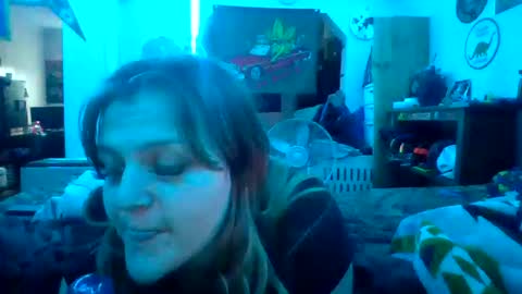 Snapshot of cherrybomb454 chatting on 10-18-25, 10:32 cherrybomb454 online show from 10-18-25, 10:32