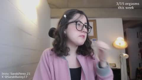 Snapshot of cherrybunny21 chatting on 10-06-25, 02:20 Sarah Prez online show from 10-06-25, 02:20