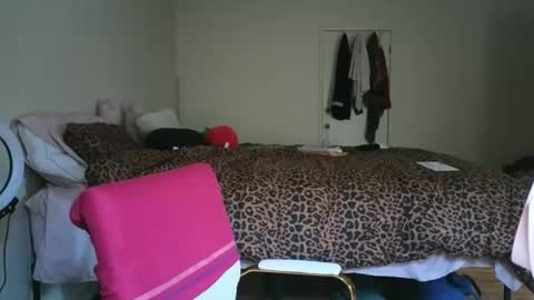 Miss Cherry online show from 04-12-26, 01:54