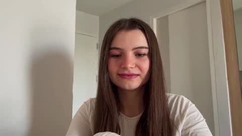 Lina online show from 12-23-24, 05:17