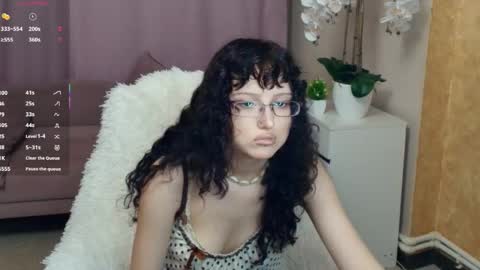 Isabel online show from 05-31-26, 07:26