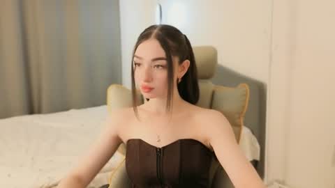 Snapshot of cherrylatte_ chatting on 07-08-26, 07:07 Kate3 online show from 07-08-26, 07:07