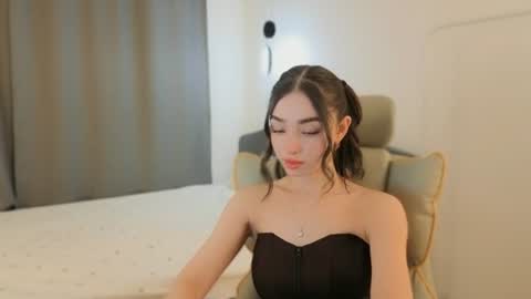 Snapshot of cherrylatte_ chatting on 07-18-26, 07:17 Kate3 online show from 07-18-26, 07:17