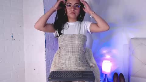 Snapshot of cherrylionn chatting on 05-20-26, 04:18 Cherry online show from 05-20-26, 04:18