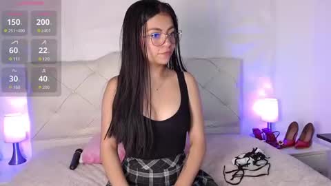 Snapshot of cherrylionn chatting on 06-19-26, 03:55 Cherry online show from 06-19-26, 03:55