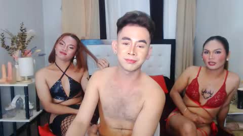 Snapshot of cherrymaegray chatting on 02-21-25, 12:38 cherrymaegray online show from 02-21-25, 12:38