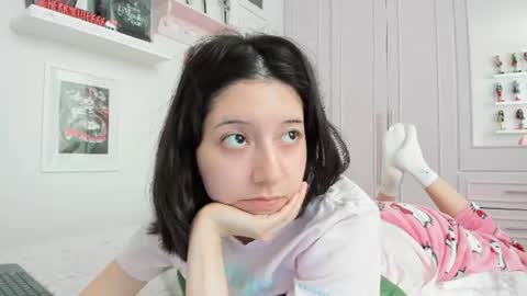 cherrycute666 online show from 07-01-26, 10:53