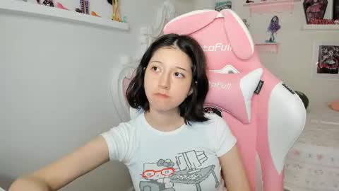 cherrycute666 online show from 07-03-26, 01:01
