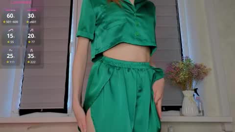 Lysia online show from 10-06-25, 05:38