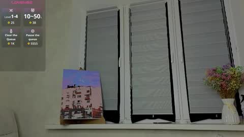 Lysia online show from 11-25-25, 12:05