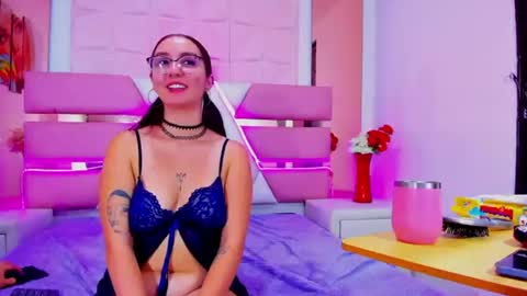 Snapshot of cherryrusson chatting on 06-19-26, 01:37 cherryrusson online show from 06-19-26, 01:37