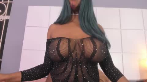 Snapshot of cherrytitts_ chatting on 02-15-25, 10:42 Cherrytitts online show from 02-15-25, 10:42