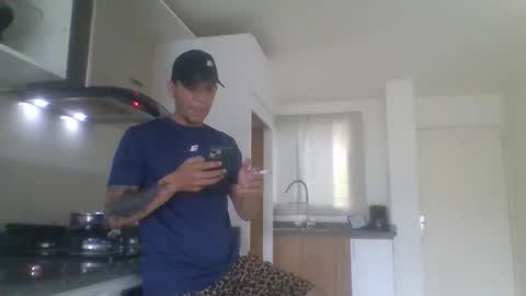 Snapshot of cherryvibes69 chatting on 01-13-26, 04:34 --- online show from 01-13-26, 04:34