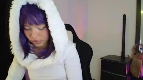 Cherry  online show from 02-25-25, 06:14