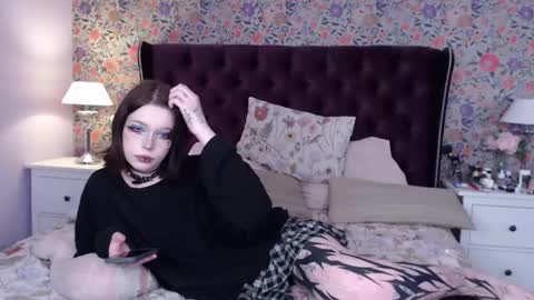 amelia online show from 12-13-24, 04:27