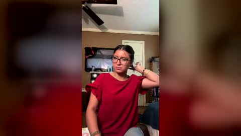Snapshot of cheyenne_p chatting on 08-03-26, 02:54 cheyenne_p online show from 08-03-26, 02:54