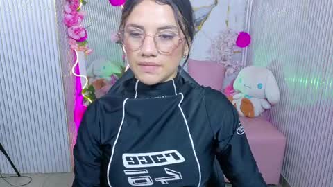 Snapshot of chiara_tay chatting on 06-06-26, 07:29 Chiara online show from 06-06-26, 07:29