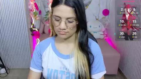 Snapshot of chiara_tay chatting on 06-11-26, 07:34 Chiara online show from 06-11-26, 07:34
