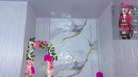 Snapshot of chiara_tay chatting on 06-12-26, 07:24 Chiara online show from 06-12-26, 07:24