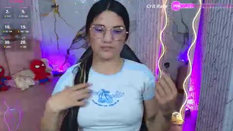 Snapshot of chiara_tay chatting on 06-17-26, 09:27 Chiara online show from 06-17-26, 09:27
