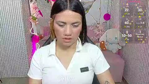 Snapshot of chiara_tay chatting on 06-24-26, 11:42 Chiara online show from 06-24-26, 11:42