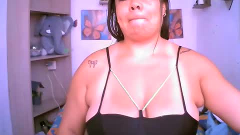 Snapshot of chiarafioree chatting on 05-07-26, 09:31 ChiaraFioree online show from 05-07-26, 09:31