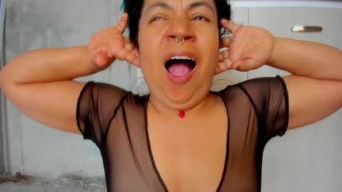 Chiara fustox online show from 04-19-26, 06:10