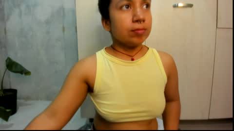 Chiara fustox online show from 05-12-26, 12:30