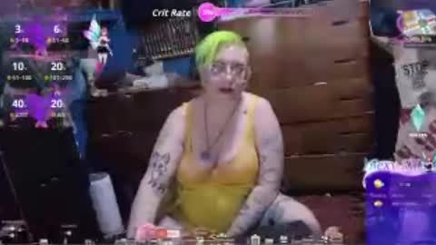 Snapshot of chiaroscurosiren chatting on 07-29-26, 06:00 CurvySiren online show from 07-29-26, 06:00