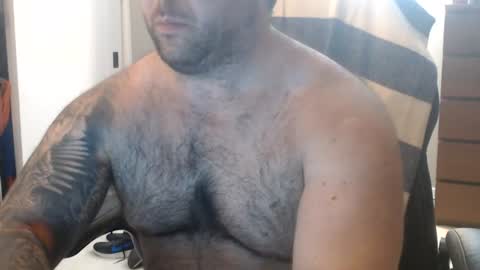 Snapshot of chicagoguy86 chatting on 07-08-26, 03:44 Chicagoguy86 aka Benny Cooper online show from 07-08-26, 03:44