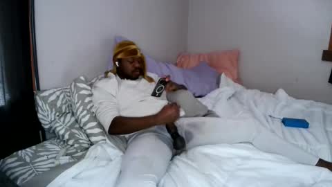 Que online show from 01-31-26, 07:45