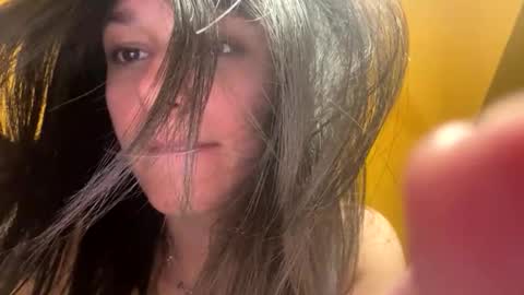 chicamala872876 online show from 05-07-26, 08:03