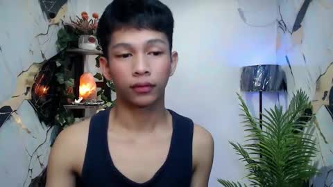 chick_renz online show from 10-10-25, 05:34