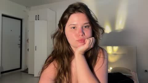 Snapshot of chiculya chatting on 06-25-26, 04:33 chiculya online show from 06-25-26, 04:33