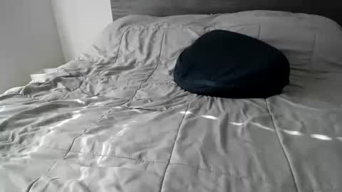 babygirl online show from 10-18-25, 03:35