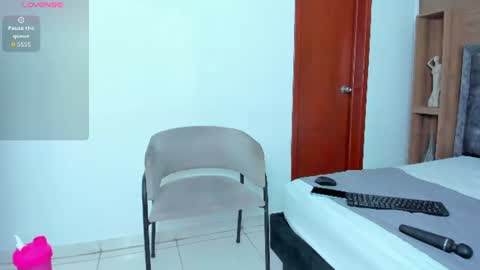 Snapshot of chihiro_sex chatting on 06-11-26, 12:32 chihiro online show from 06-11-26, 12:32