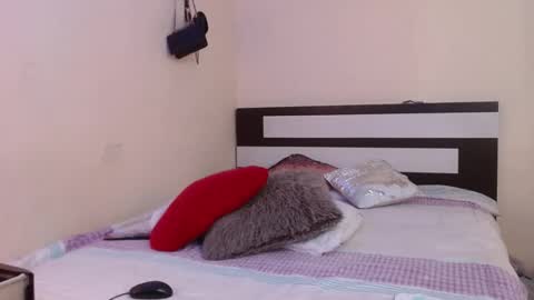 Snapshot of chikandela chatting on 02-03-25, 10:11 Valentina online show from 02-03-25, 10:11