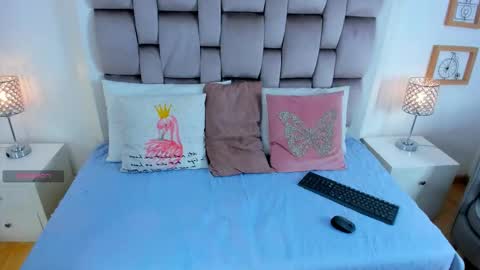 Chiki online show from 10-10-25, 07:57