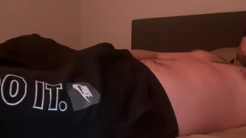 Snapshot of chillguyavgsizw2025 chatting on 08-03-26, 03:27 ChillGuyAVGsize online show from 08-03-26, 03:27