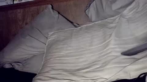 Snapshot of chilling124 chatting on 09-21-25, 02:35 Chilling online show from 09-21-25, 02:35