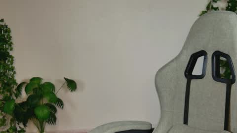 Bella online show from 04-03-26, 09:40