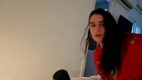 Snapshot of chillwithcamii chatting on 06-28-26, 03:29 yoursensualparadise online show from 06-28-26, 03:29