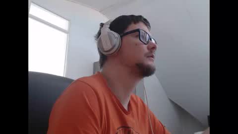 chillzonecam online show from 09-22-25, 11:01