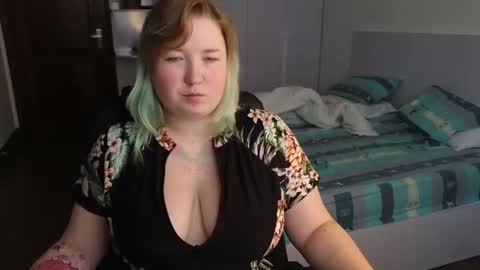 Chim-Chim online show from 06-19-26, 07:34