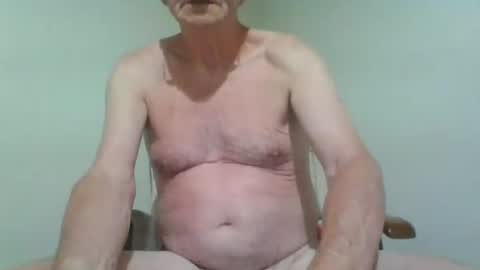 chipper341596 online show from 06-15-26, 08:33