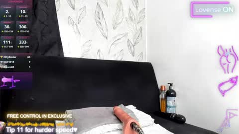 chiquihornymature online show from 04-21-26, 10:12