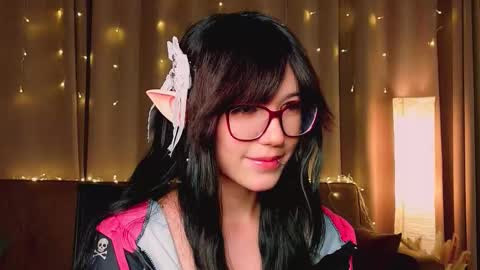 Leyna online show from 01-15-26, 06:55