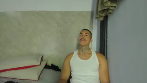 Chris  online show from 06-09-26, 12:39